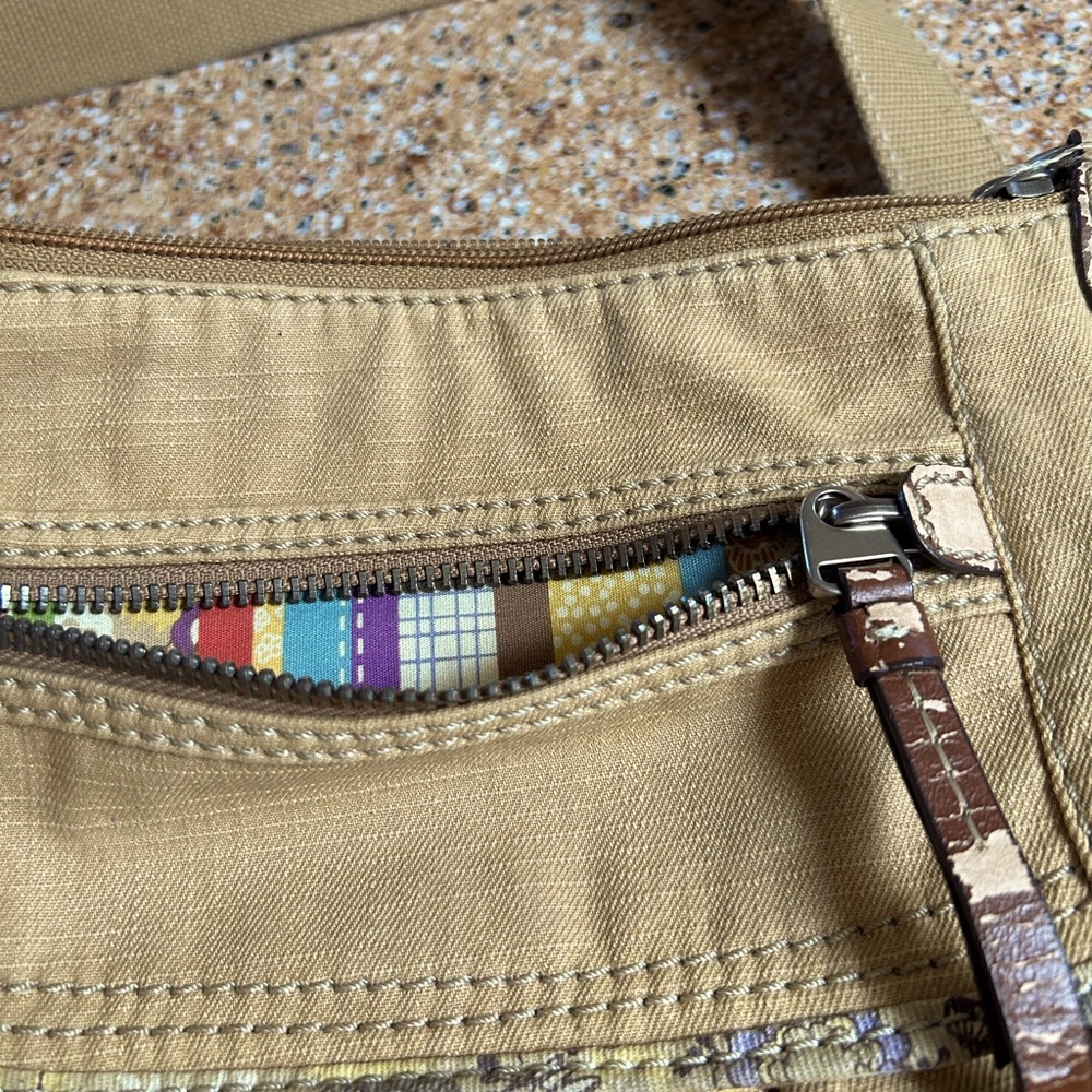 Fossil Vintage Handbag with adjustable strap - Picture 9 of 9
